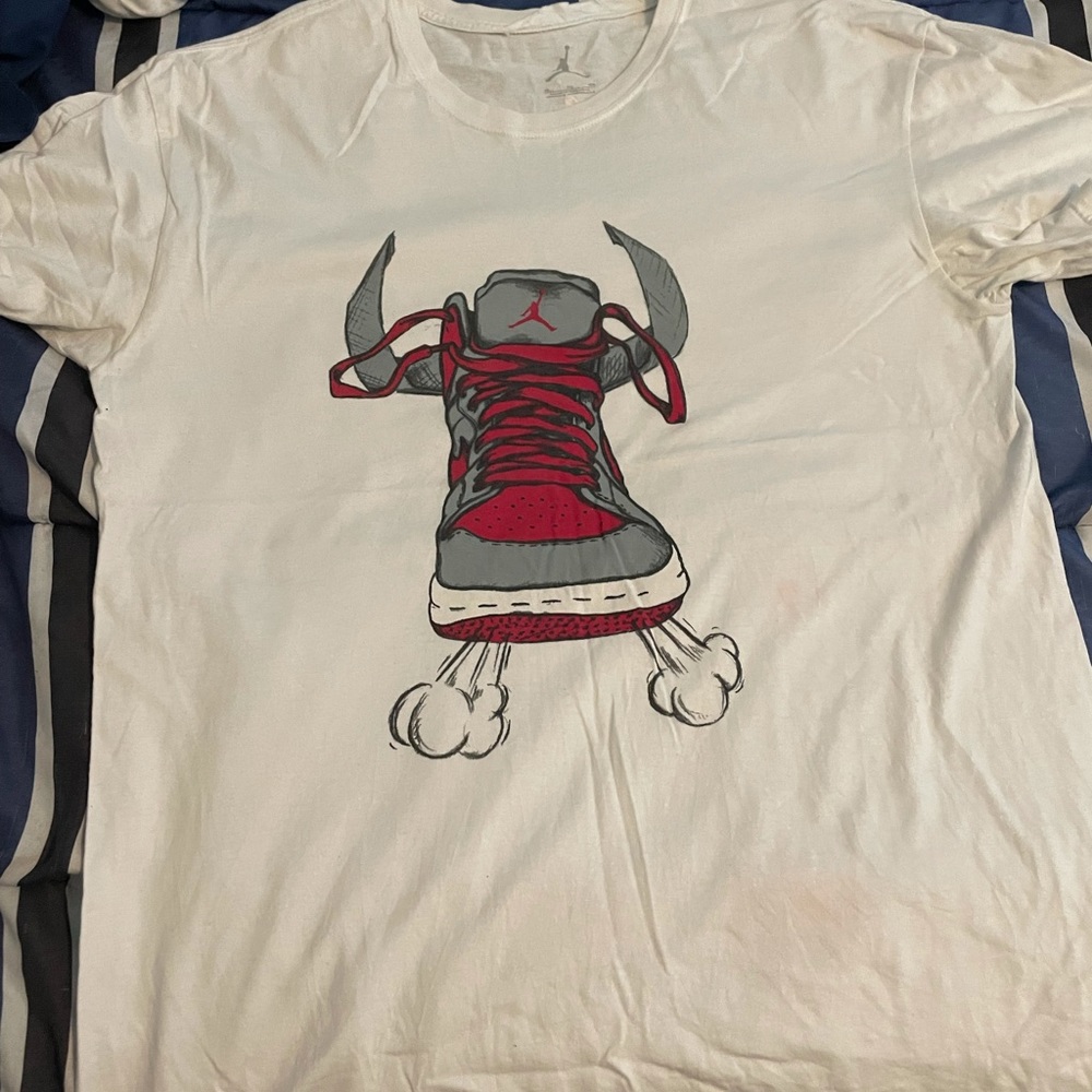 Mens jordan shirt